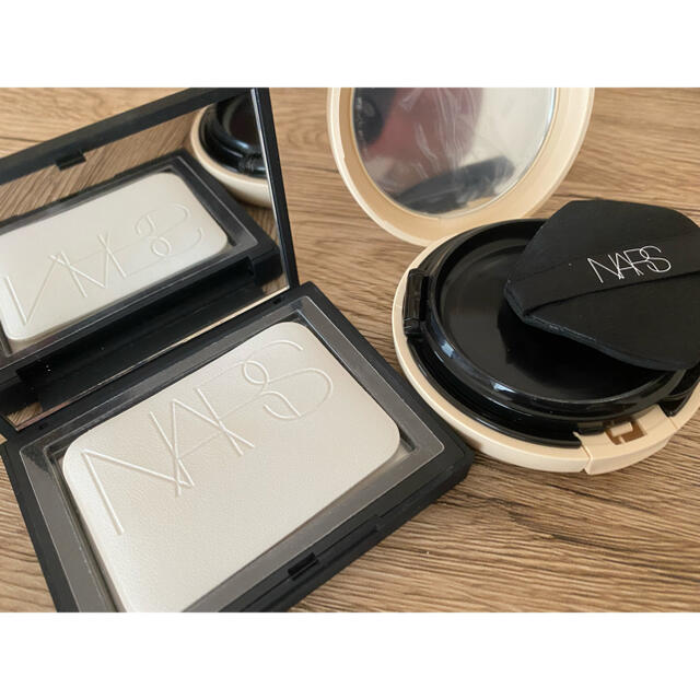 NARS(ナーズ)のNARS クッションファンデ&パウダーセット コスメ/美容のベースメイク/化粧品(ファンデーション)の商品写真