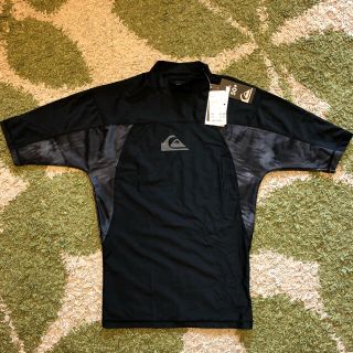 クイックシルバー(QUIKSILVER)の☆新品☆QUICKSILVERラッシュガード半袖(水着)