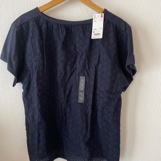 ユニクロ(UNIQLO)の未使用　ユニクロ　トップス　M(Tシャツ(半袖/袖なし))