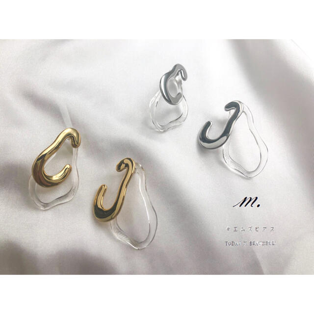 moussy(マウジー)の【NEW】新品インポート♡クリア ゴールド シルバー ダブル 軽量 ピアス レディースのアクセサリー(ピアス)の商品写真