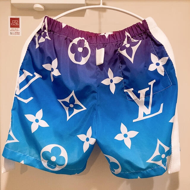 【全国即完売】Louis Vuitton 水着 ハーフパンツ 36