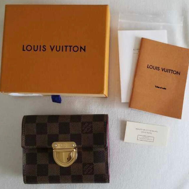 LOUIS VUITTON財布