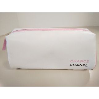 シャネル(CHANEL)のCHANEL CHANCEのポーチ  白(ポーチ)