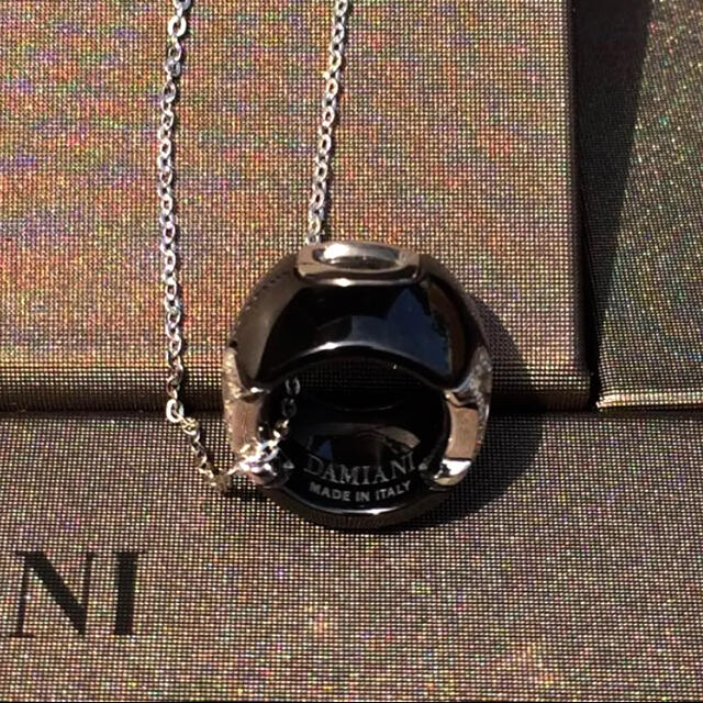 レディース【最終お値下げ】Damiani(ダミアーニ)DアイコンK18WGネックレス