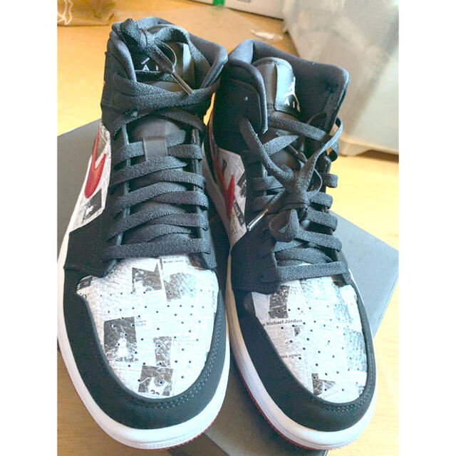 NIKE Air Jordan 1 Mid SE 'Newspaper' ナイキ 3