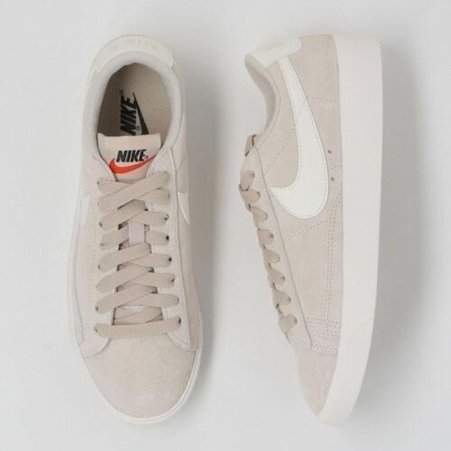 NIKE(ナイキ)の☆Runo様専用☆【NIKE】BLAZER LOW ブレ―ザー/スニーカー  レディースの靴/シューズ(スニーカー)の商品写真