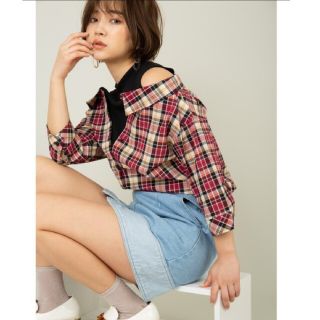 セシルマクビー(CECIL McBEE)の【最終値下げ】セシルマクビー　レイヤード　チェックシャツ　オフショル(シャツ/ブラウス(長袖/七分))