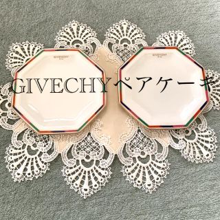 ジバンシィ(GIVENCHY)のお値下げ⇒1300☆☆GIVECHY  ペアケーキ皿セット☆☆(食器)