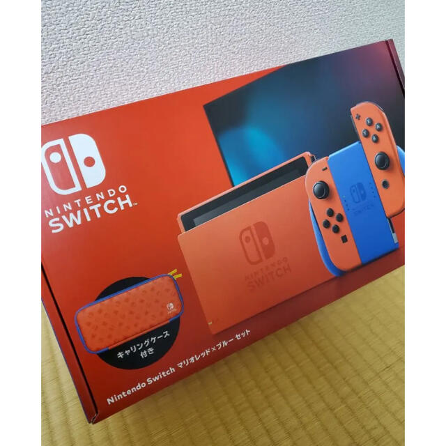 Nintendo Switch(ニンテンドースイッチ)のNintendo Switch マリオレッド×ブルー セット エンタメ/ホビーのゲームソフト/ゲーム機本体(家庭用ゲーム機本体)の商品写真