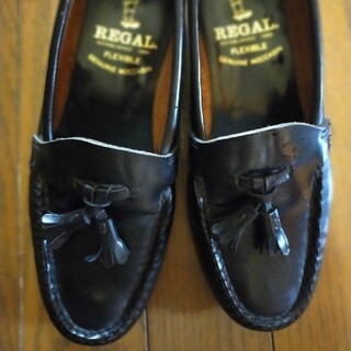 リーガル(REGAL)のREGALタッセルローファー黒23cm(ローファー/革靴)