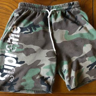 シュプリーム(Supreme)のsupreme ハーフパンツ　カモフラ(ショートパンツ)