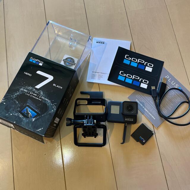 GoPro(ゴープロ)のGoPro HERO7 スマホ/家電/カメラのカメラ(コンパクトデジタルカメラ)の商品写真