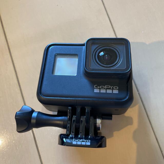 GoPro(ゴープロ)のGoPro HERO7 スマホ/家電/カメラのカメラ(コンパクトデジタルカメラ)の商品写真