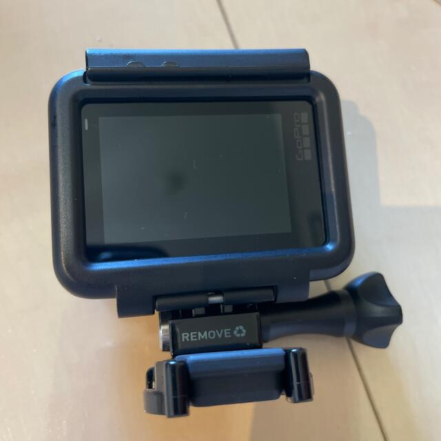 GoPro(ゴープロ)のGoPro HERO7 スマホ/家電/カメラのカメラ(コンパクトデジタルカメラ)の商品写真