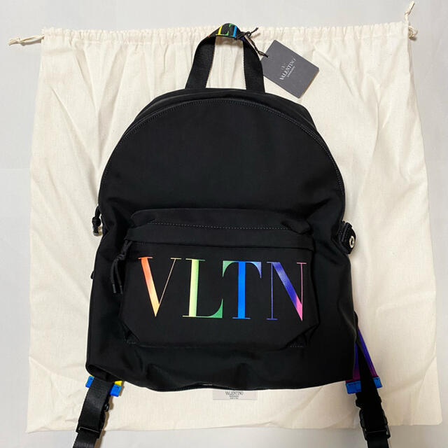 新品未使用！送料込み★VALENTINO★VLTN レインボーロゴ バックパック