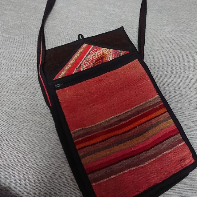 エスニックショルダー レディースのバッグ(ショルダーバッグ)の商品写真