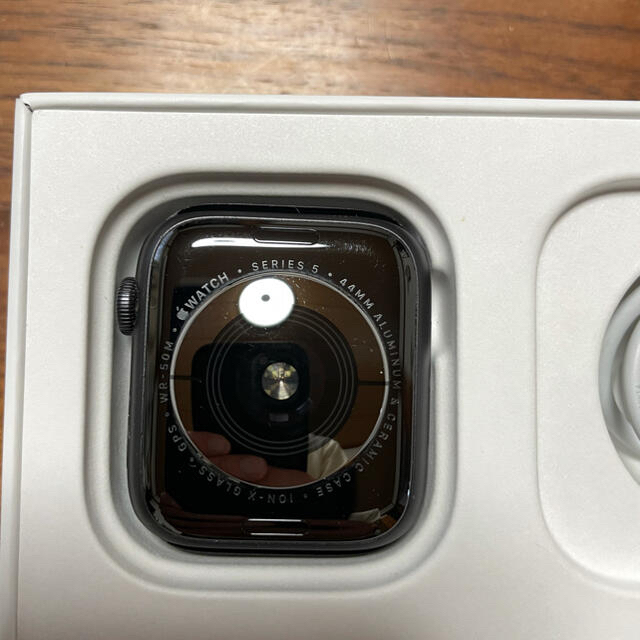 Apple Watch(アップルウォッチ)の【おまけ多数】Apple Watch Series5 44mm GPS メンズの時計(腕時計(デジタル))の商品写真