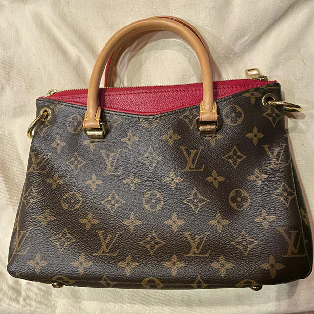 LOUIS VUITTON(ルイヴィトン)の« うっち様　専用　»ルイヴィトン パラスBB   レディースのバッグ(ショルダーバッグ)の商品写真