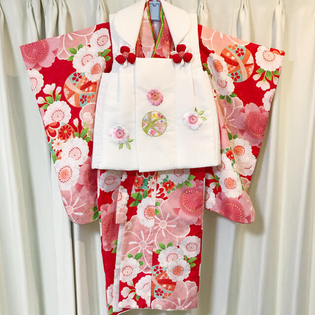 【訳あり】3歳被布セット♡京都花ひめ♡七五三♡赤 キッズ/ベビー/マタニティのキッズ服女の子用(90cm~)(和服/着物)の商品写真