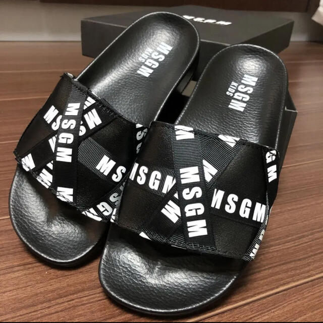 MSGM(エムエスジイエム)の値下げ！正規品 MSGM サンダル 本物 レディースの靴/シューズ(サンダル)の商品写真