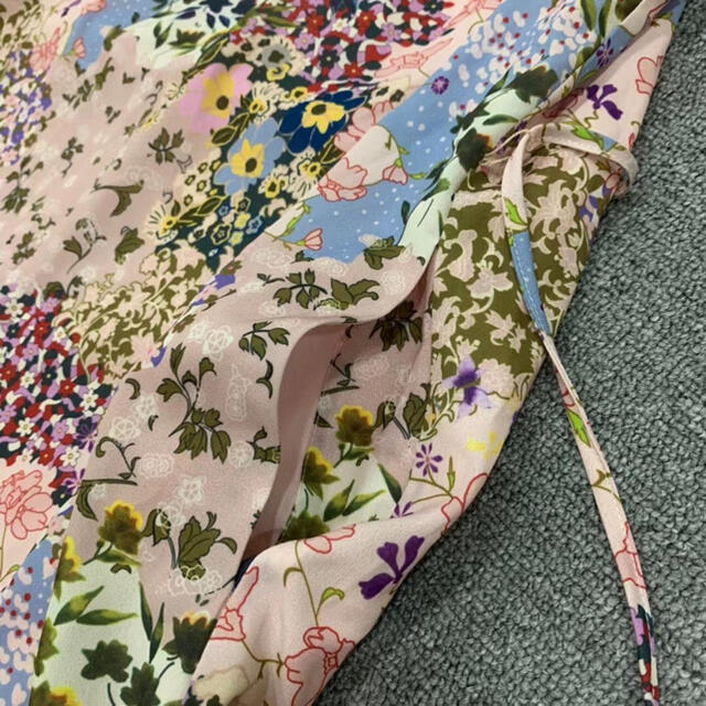 未使用タグ付き❤️TED BAKER カットワーク　レース　ワンピース　ネイビーL