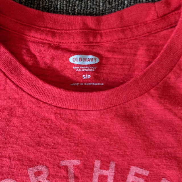 Old Navy(オールドネイビー)のオールドネイビー　Tシャツ メンズのトップス(Tシャツ/カットソー(半袖/袖なし))の商品写真