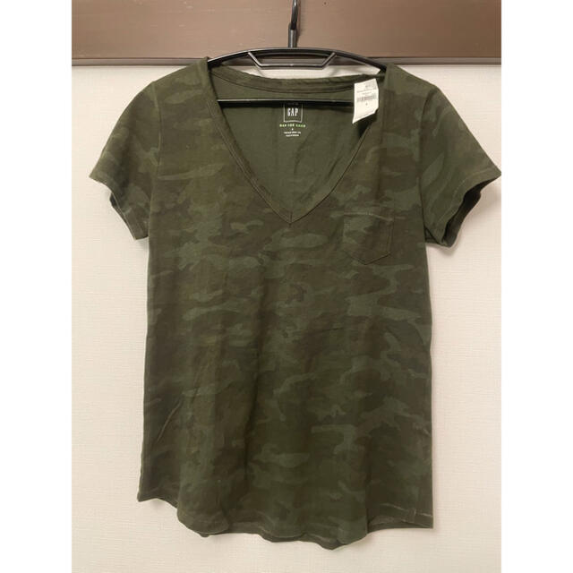 GAP(ギャップ)のgap 迷彩　新品　Tシャツ レディースのトップス(Tシャツ(半袖/袖なし))の商品写真