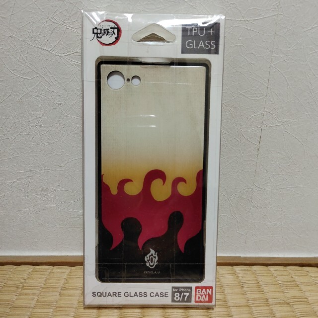 BANDAI(バンダイ)の[鬼滅の刃]煉獄杏寿郎  iphone7/8用スマホケース  未開封 スマホ/家電/カメラのスマホアクセサリー(iPhoneケース)の商品写真