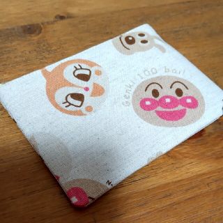 みさき様専用　ハンドメイド　アンパンマン　フェイス柄　ミニポーチ　(財布)