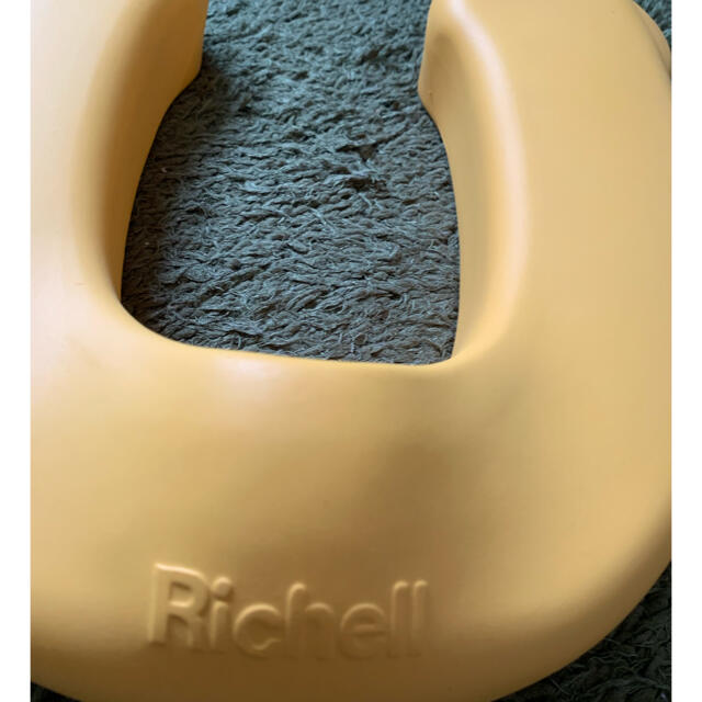 Richell(リッチェル)の補助便座シート キッズ/ベビー/マタニティのおむつ/トイレ用品(補助便座)の商品写真