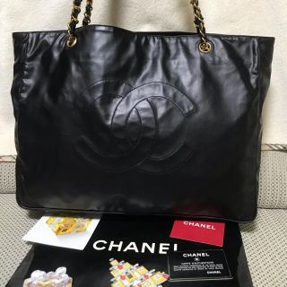 シャネル(CHANEL)のCHANEL シャネル チェーンショルダーバッグ　デカココ　シャネル バッグ！(ショルダーバッグ)