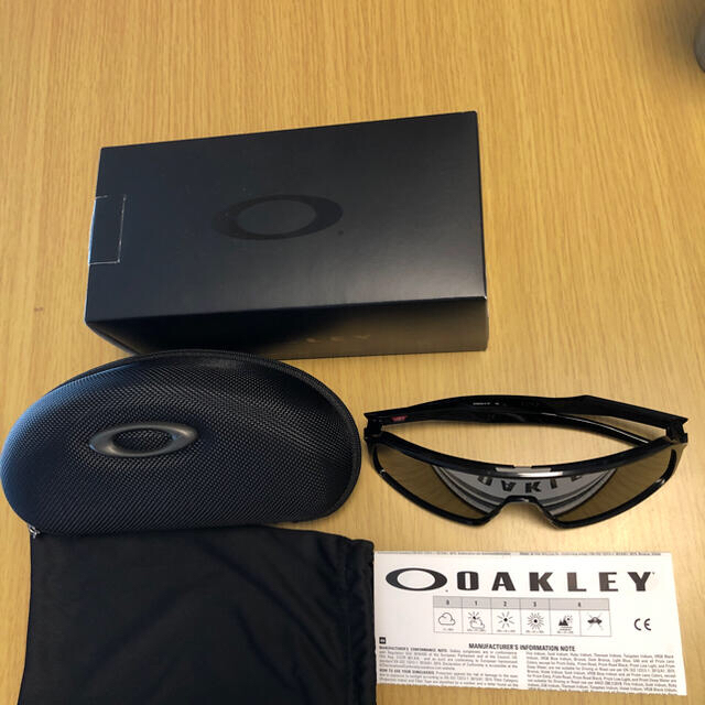 Oakley(オークリー)の美品　オークリー サングラス　ストロ　メンズ　スポーツサングラス　ブラック　黒 スポーツ/アウトドアの自転車(その他)の商品写真
