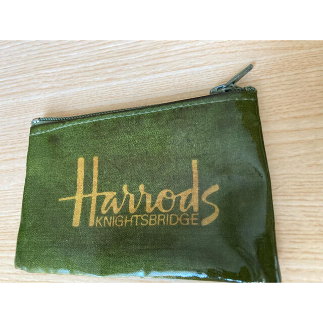 Harrods(ハロッズ)のハロッズ　ミニポーチ　2個 レディースのファッション小物(ポーチ)の商品写真