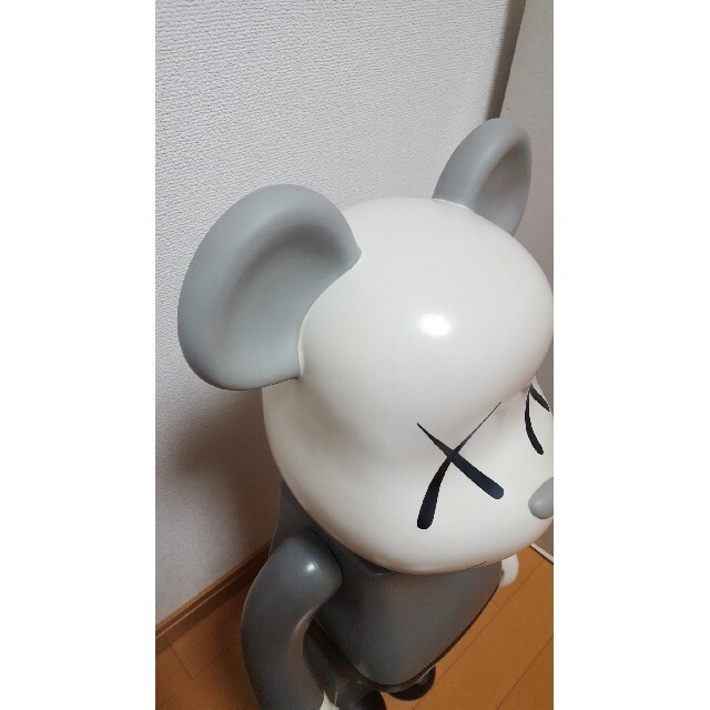 MEDICOM TOY(メディコムトイ)のBE@RBRICK KAWS 1000% ﾍﾞｱﾌﾞﾘｯｸ メディコムトイ エンタメ/ホビーのフィギュア(その他)の商品写真