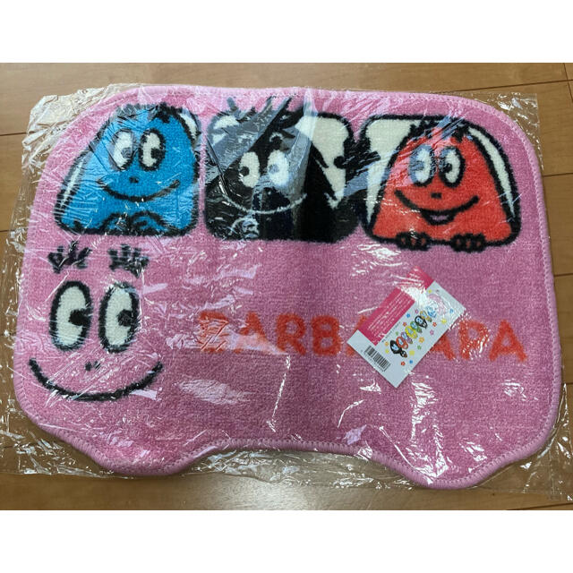 本日限定値下げ　BARBAPAPA  バーバパパ　マット インテリア/住まい/日用品のラグ/カーペット/マット(その他)の商品写真