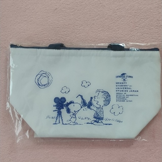 未開封スヌーピー保冷バッグ エンタメ/ホビーのおもちゃ/ぬいぐるみ(キャラクターグッズ)の商品写真