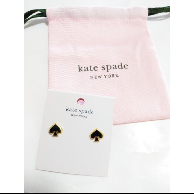 kate spade new york(ケイトスペードニューヨーク)の【新品】kate spade ケイトスペード ピアス エブリデー スペード ブラ レディースのアクセサリー(ピアス)の商品写真