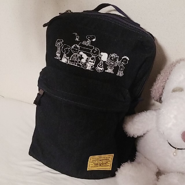 PEANUTS(ピーナッツ)のSNOOPY×LEVI’S  デニムリュック  美品 レディースのバッグ(リュック/バックパック)の商品写真