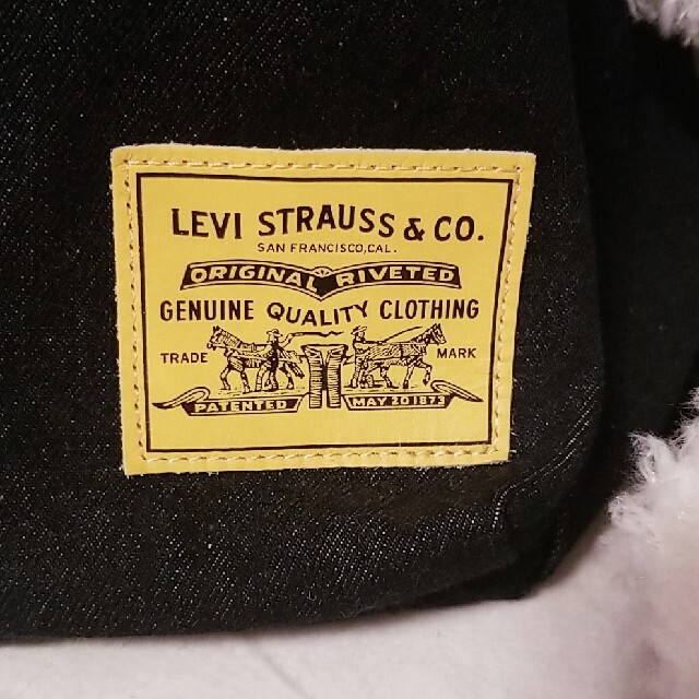 PEANUTS(ピーナッツ)のSNOOPY×LEVI’S  デニムリュック  美品 レディースのバッグ(リュック/バックパック)の商品写真