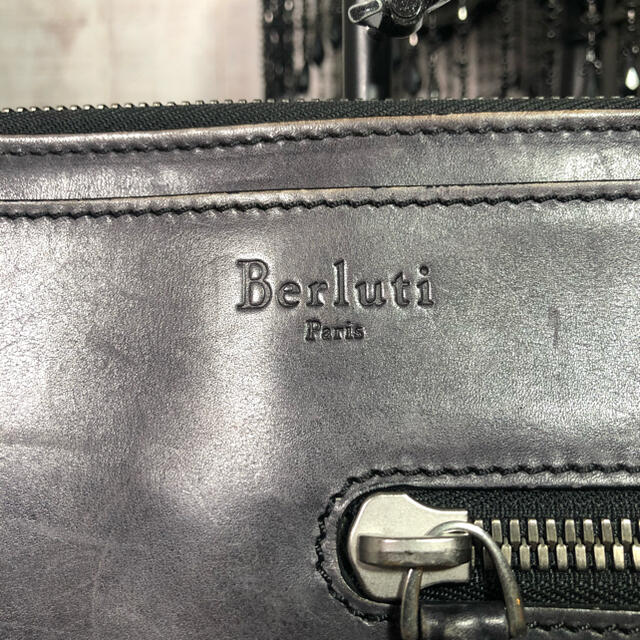 Berluti(ベルルッティ)のBERLUTI ベルルッティ　クラッチバッグ　ドキュメントケース メンズのバッグ(セカンドバッグ/クラッチバッグ)の商品写真
