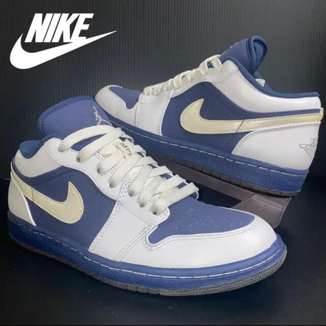 NIKE(ナイキ)のNIKE JORDAN 1 LOW メンズの靴/シューズ(スニーカー)の商品写真