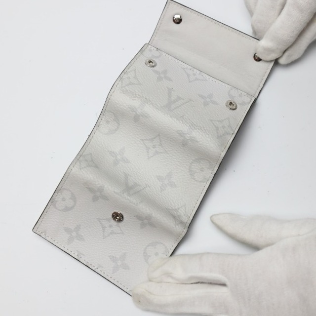LOUIS VUITTON(ルイヴィトン)のルイ・ヴィトン M67621 三つ折り財布 ブロン  LOUIS VUITTON 小銭入れ付き タイガ レディースのファッション小物(財布)の商品写真