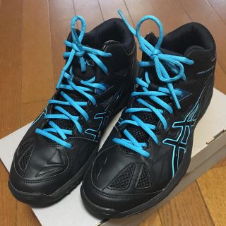 アシックス(asics)のアシックス☆靴袋付きバスケットシューズ(黒+blue)２４cm(スニーカー)