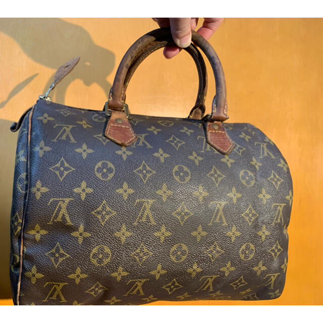 LOUIS VUITTON(ルイヴィトン)のルイヴィトン モノグラム スピーディ30 レディースのバッグ(ハンドバッグ)の商品写真