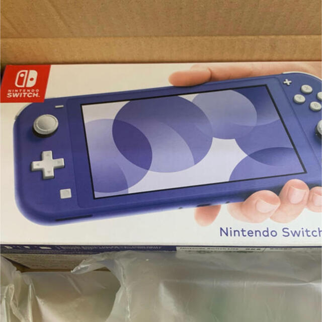 Nintendo Switch(ニンテンドースイッチ)のNintendo Switch Lite 任天堂 ニンテンドー　新品 エンタメ/ホビーのゲームソフト/ゲーム機本体(携帯用ゲーム機本体)の商品写真