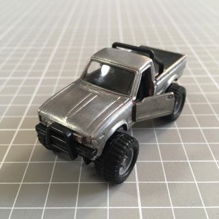 Takara Tomy - 絶版》トミカ No.3 トヨタ ハイラックス 4WD(箱なし