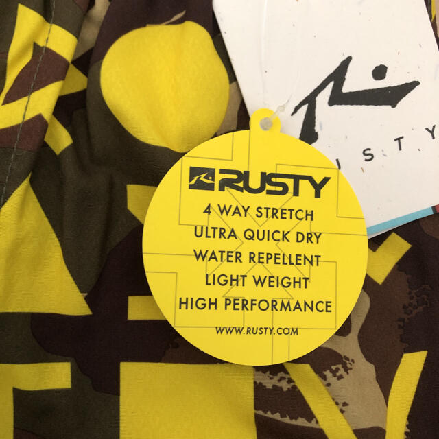 RUSTY(ラスティ)の専用!【超お得!】最終価格!Rustyジュニア用水着 キッズ/ベビー/マタニティのキッズ服男の子用(90cm~)(水着)の商品写真