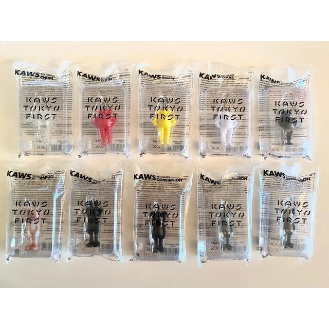 kaws tokyo first キーホルダー 10種セット enot.in.ua