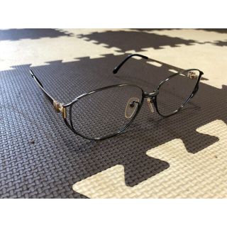 サンローラン(Saint Laurent)のwavy pablow saint laurent サンローラン nubian(サングラス/メガネ)