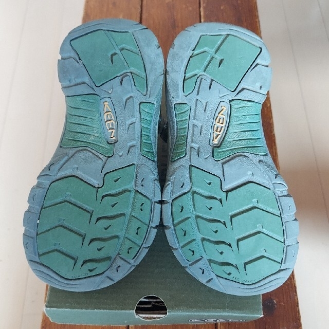 KEEN(キーン)のKEEN　ニューポート エイチツー　18.5センチ キッズ/ベビー/マタニティのキッズ靴/シューズ(15cm~)(サンダル)の商品写真